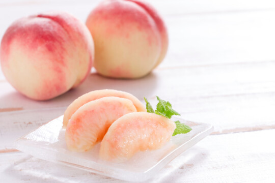 Fukushima City/The rich aroma and sweetness are irresistible. In search of ripe peaches