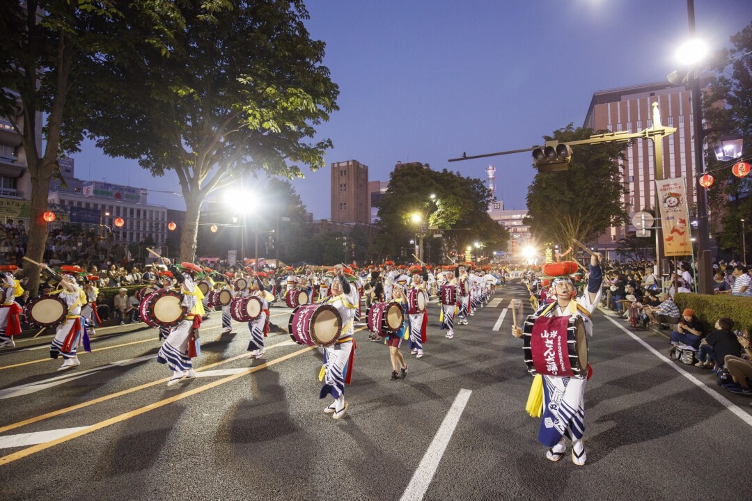 Morioka City / “World’s Largest Taiko Parade” registered in the Guinness Book of Records