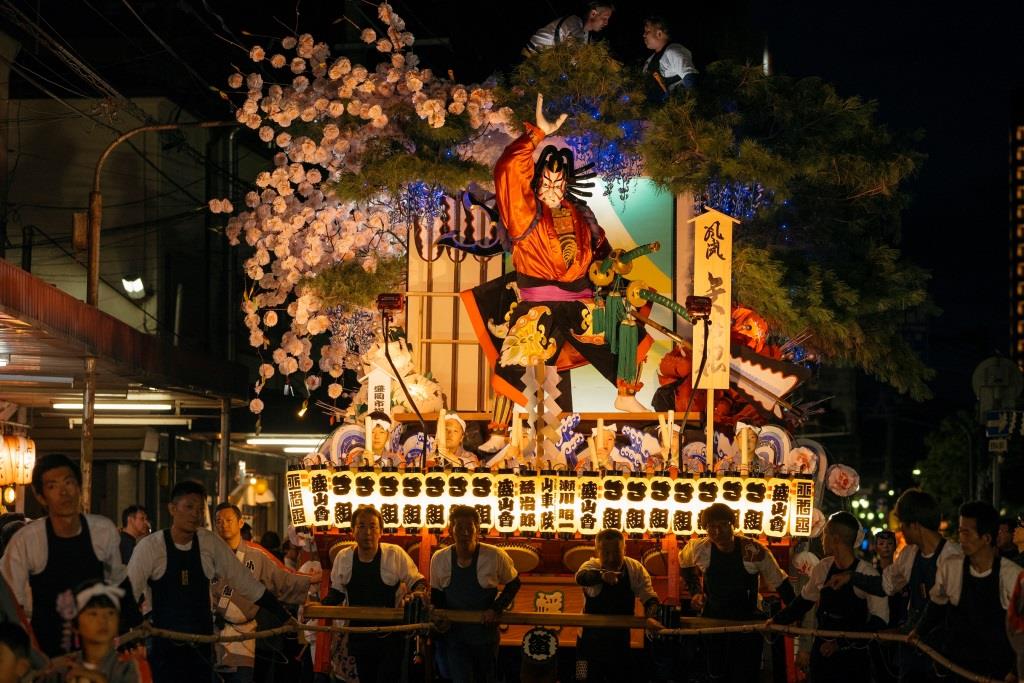 เมืองโมริโอกะ/ดื่มด่ำกับมนต์เสน่ห์ทางประวัติศาสตร์ที่ขบวนรถแห่เทศกาลฤดูใบไม้ร่วงโมริโอกะ และโมริโอกะ ทสึนางิ โอเซน