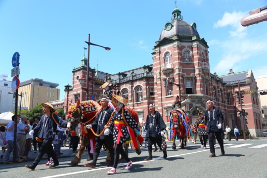 盛岡市／接觸鄉土傳統的街區漫步「Chagu Chagu Umakko祭」「盛岡神子田朝市」
