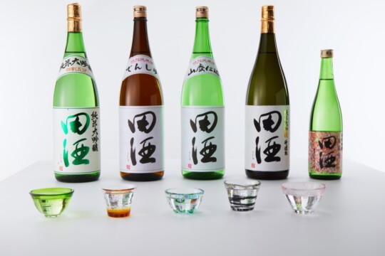 青森市／原料僅有米與水。以傳統製法手工釀造的「田園之酒」——「田酒」