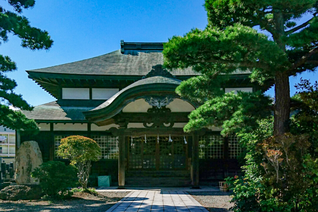 秋田市／歴史が薫る大町・通町・寺町を歩いてめぐる小さな旅へ