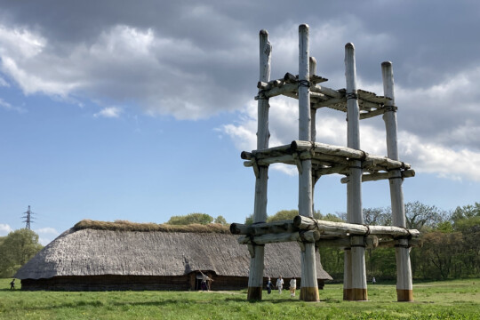 青森市/悠久の時に思いを馳せて。ミステリーがいっぱいの縄文遺跡の巡る旅。